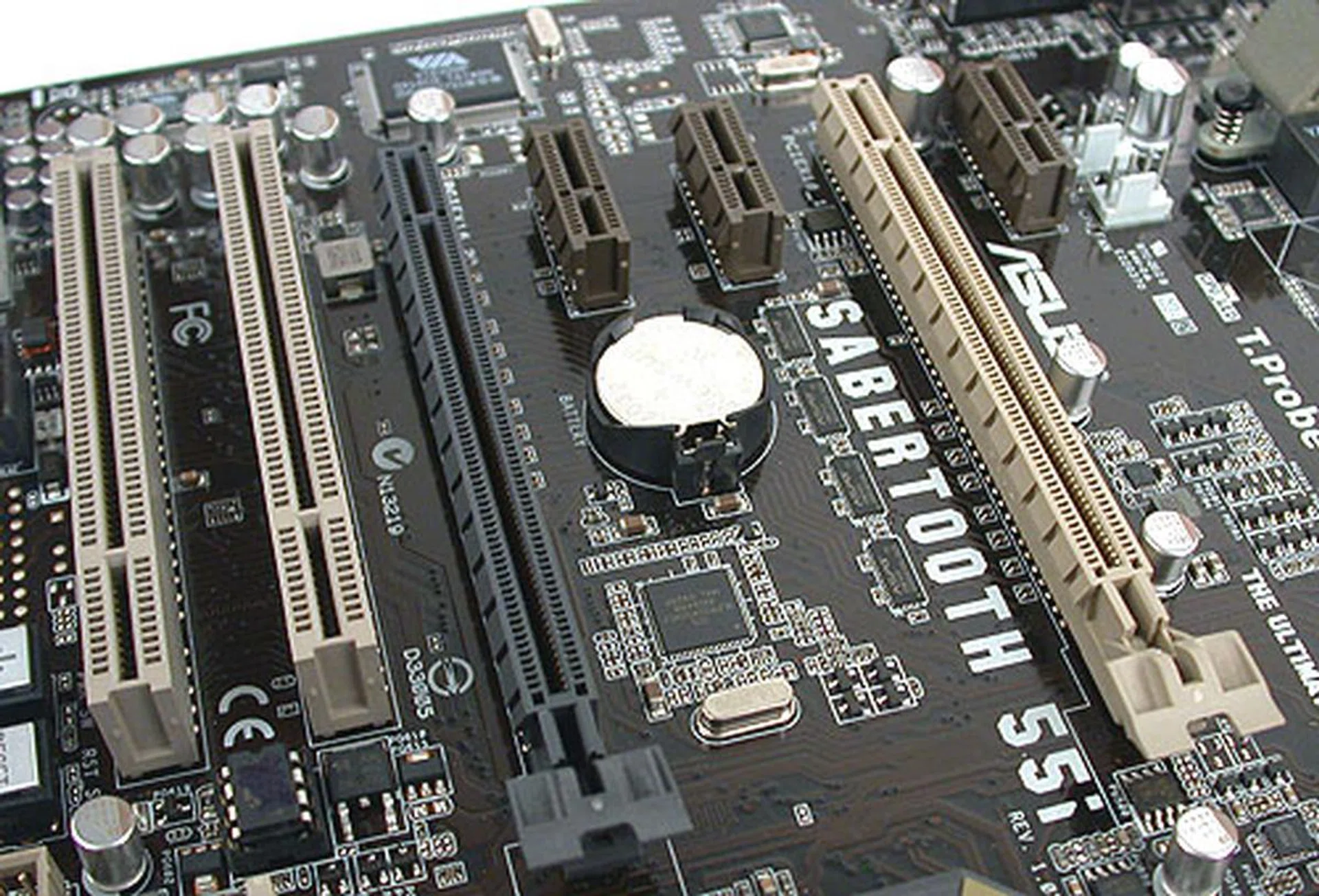 Expansion options are typical of the P55 motherboards we have seen so far. A pair of PCIe 2.0 x16 graphics slots and a mix of PCIe x1 and PCI slots. Note the adequate spacing between the slots for larger graphics cards.