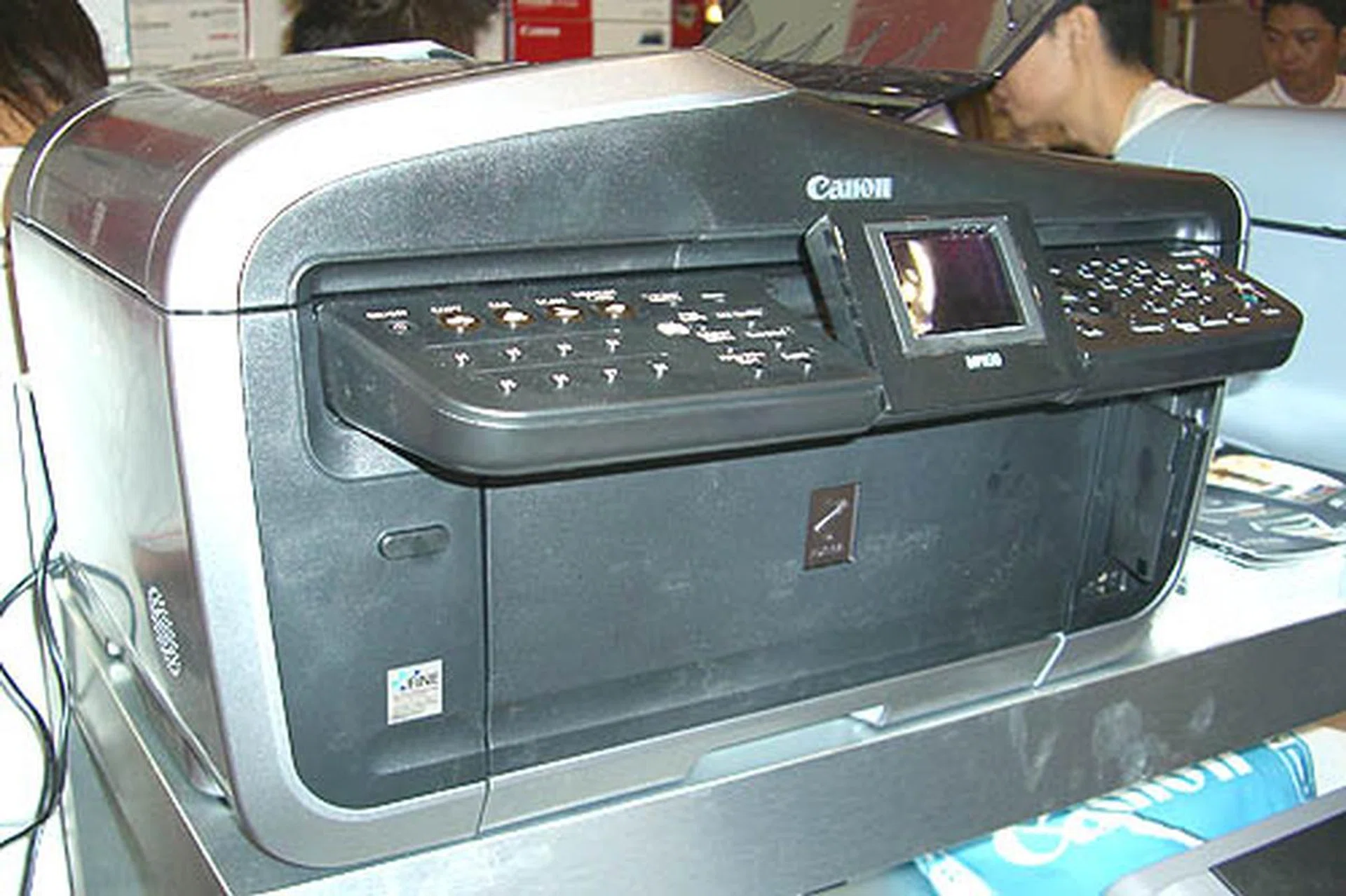 The S$679 Canon Pixma MP830 is the last all-in-one printer that you'll need, with fax and auto duplex copy functions. You'll also get a free USB desk lamp and fan with every purchase of a Canon printer or scanner at the show.