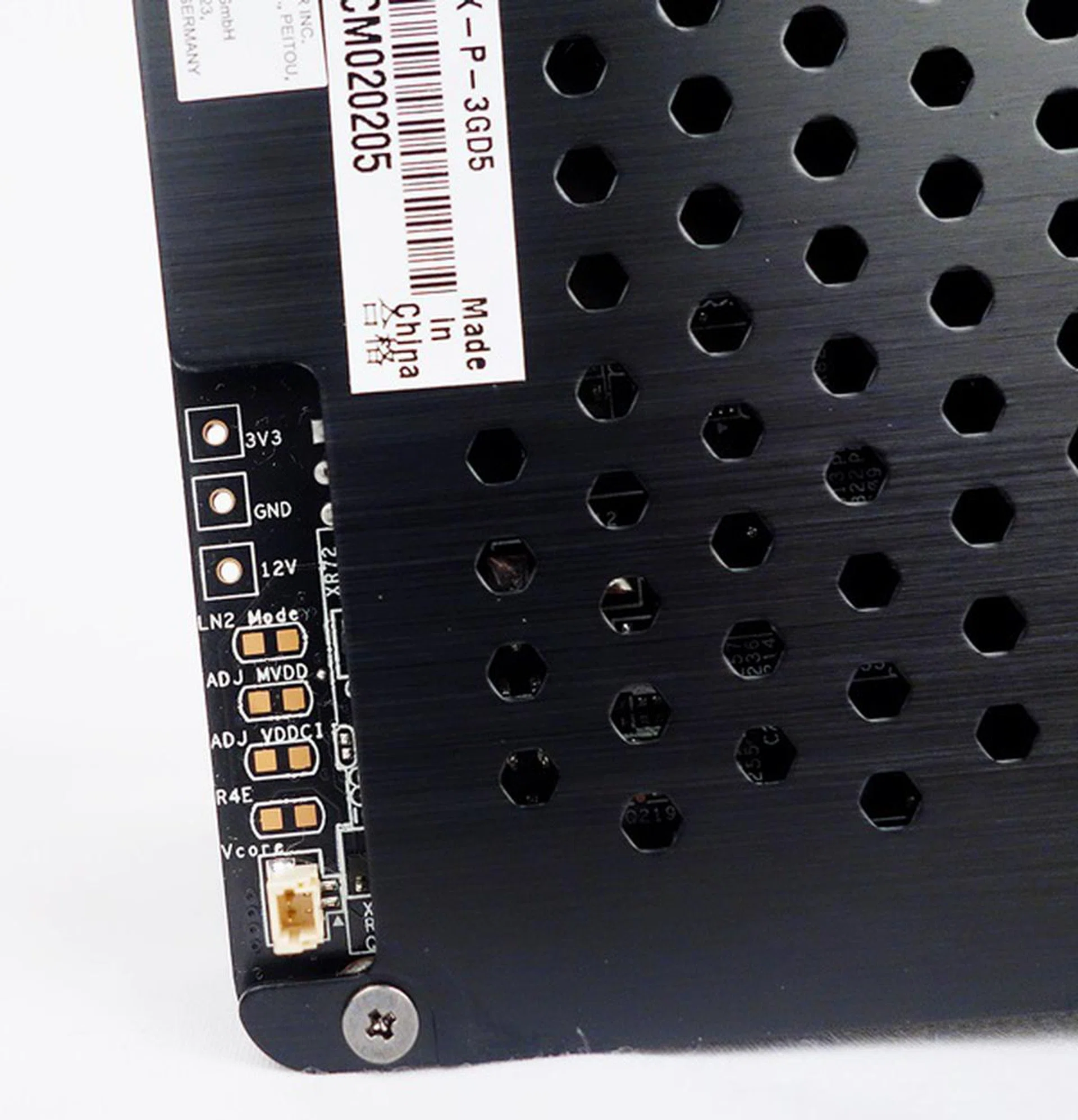 Above the solder pads, there are three ProbeIt points. At the bottom of the pads, there is the VGA hotwire connector for the GPU core.