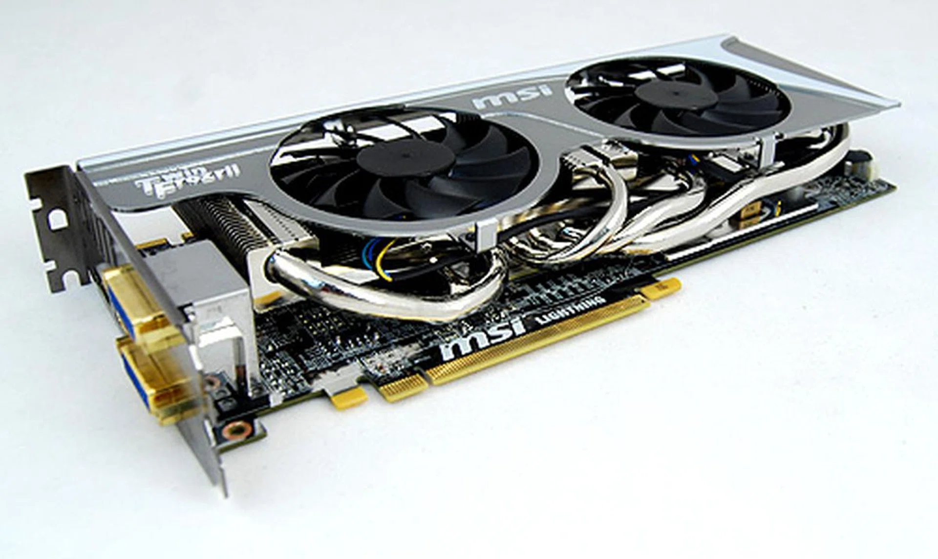 Twin fans and thick heat pipes help keep the card cool.