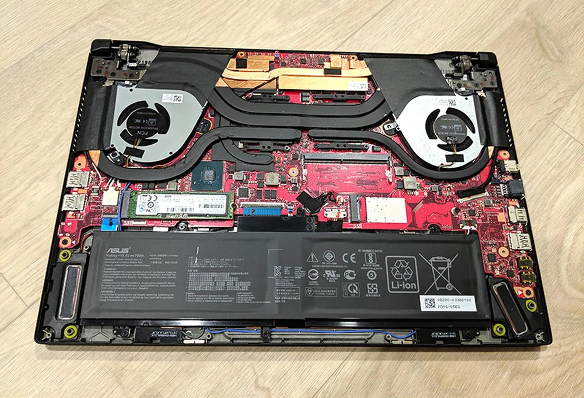 ASUS ROG Zephyrus S GX502GW