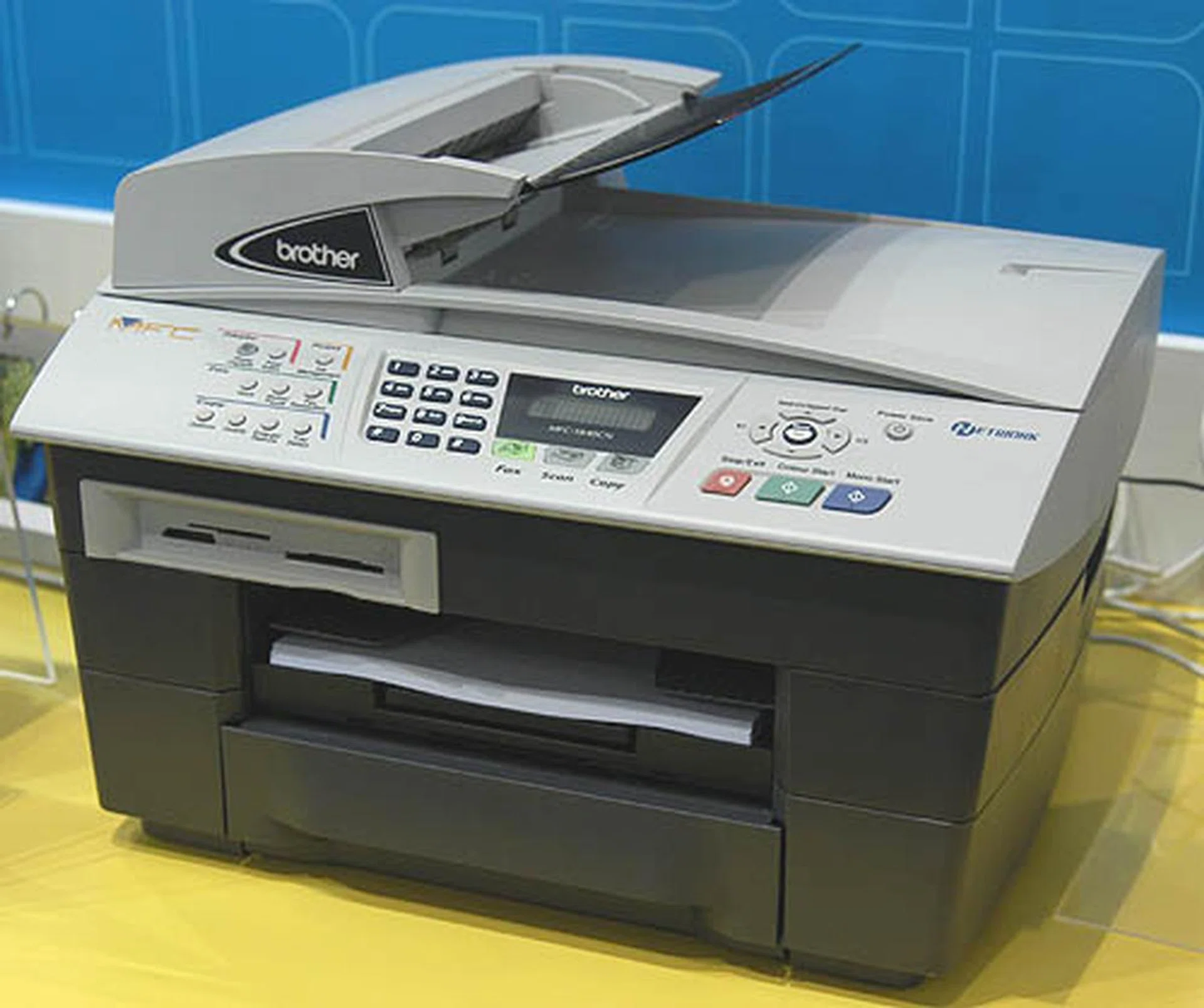 Limited to 1 unit per customer, this 6-in-1 color inkjet is rated as a Best Buy by the vendor. Costing a full hundred bucks less than its usual price, it looks like a good deal.