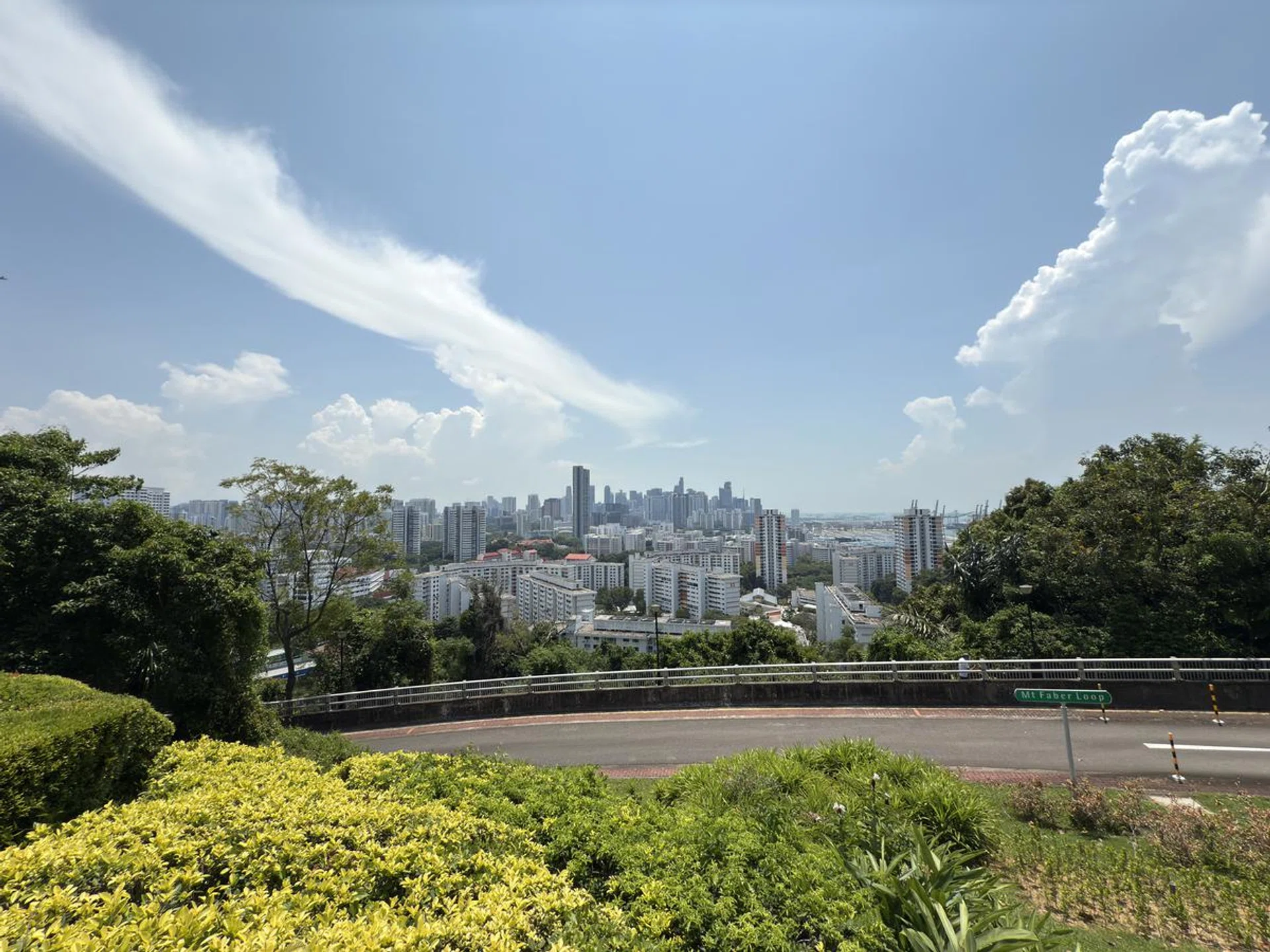 Taken with the new 48MP ultra wide camera. (Click to see image in full 48MP resolution) Photo: HWZ