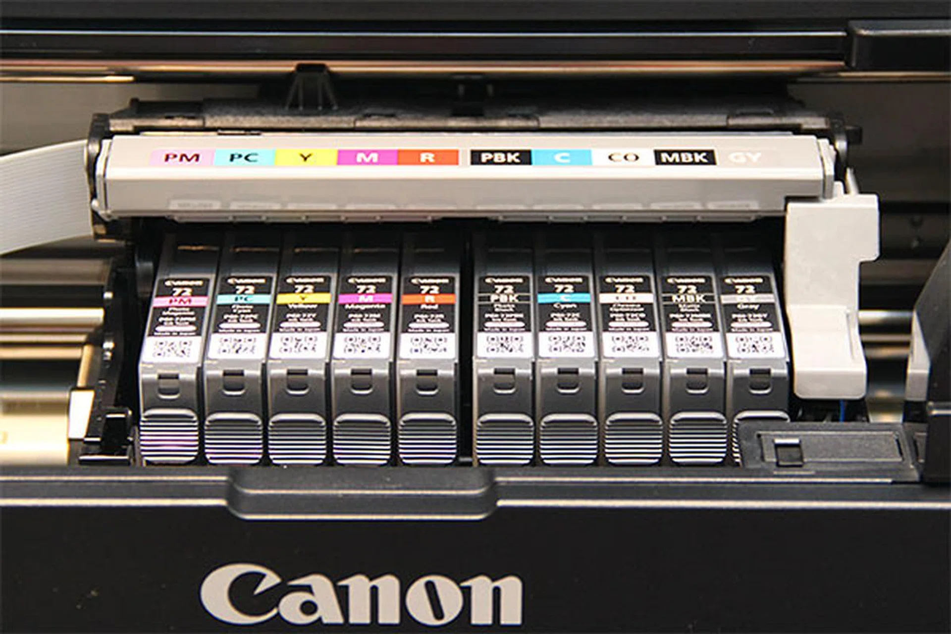 The Pixma Pro-10 uses a 10-ink pigment-based system (pictured here), while the Pro-100 uses an 8-ink dye-based system. All the cartridges have their own slots, so there's no need to swap inks if you want to switch from a glossy to a matte media (or vice versa). 