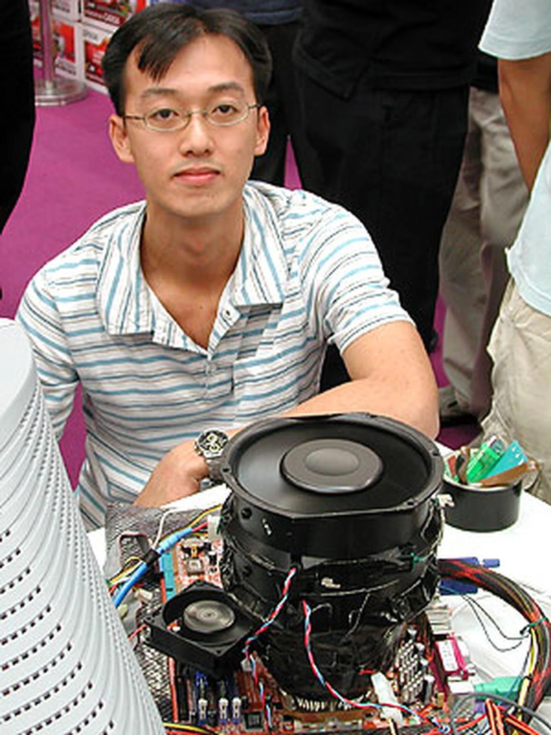 Geosin and his ultra huge cooler.
