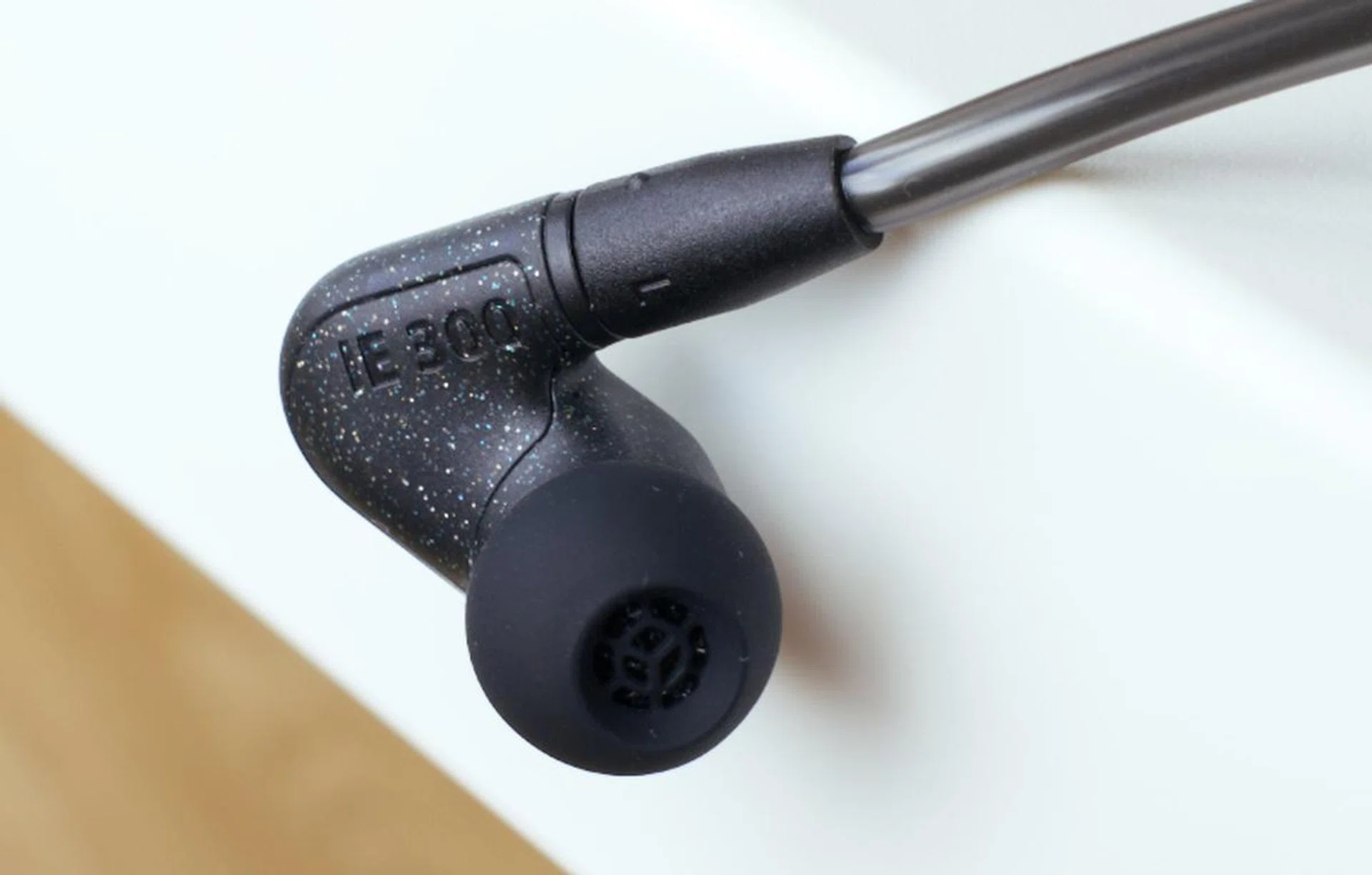The IE 300's V-shaped tuning is more fun and consumer-friendly.