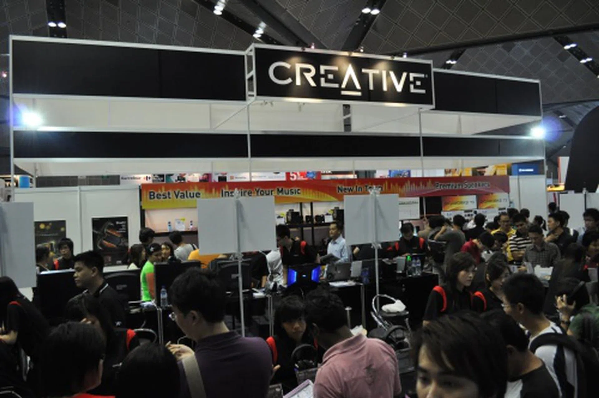 Singapore's very own Creative was in the house with many good deals as expected from past shows!