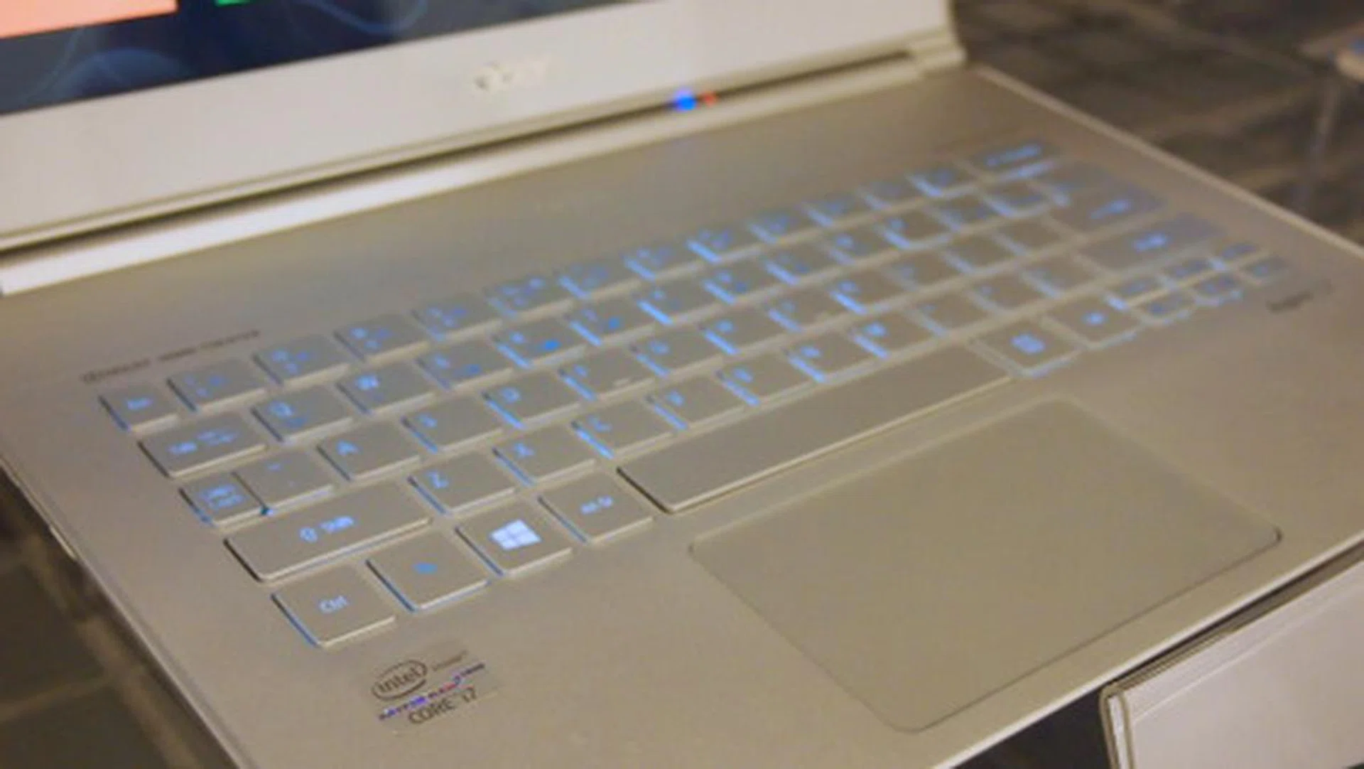 The LEDs under the chiclet keys look great when they shine through the light colored keys. 