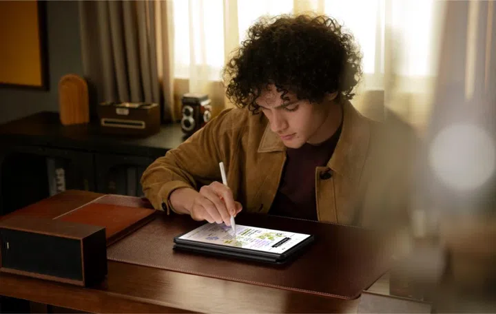 The 2nd generation pen at work. Image source: Xiaomi.