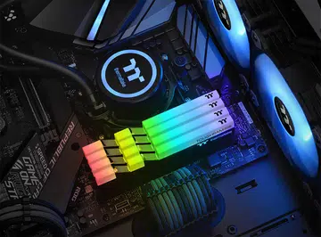 Thermaltake Toughram RGB