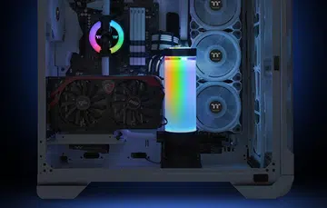 Thermaltake's Pacific PR32-D5 Plus reservoir and pump combo and Pacific MX1 Plus CPU water block.