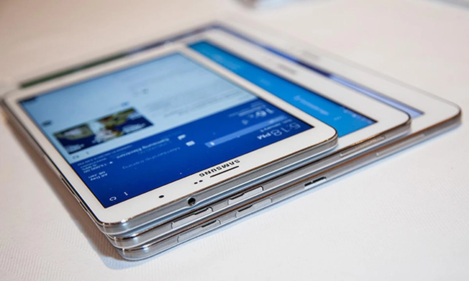 The headphone jack is located on the top of the TabPRO 8.4 while the microSD and SIM card slots are located on the right flank of the TabPRO 10.1 and 12.2. You'll also find the USB 3.0 port located above the microSD slot on the TabPRO 12.2.