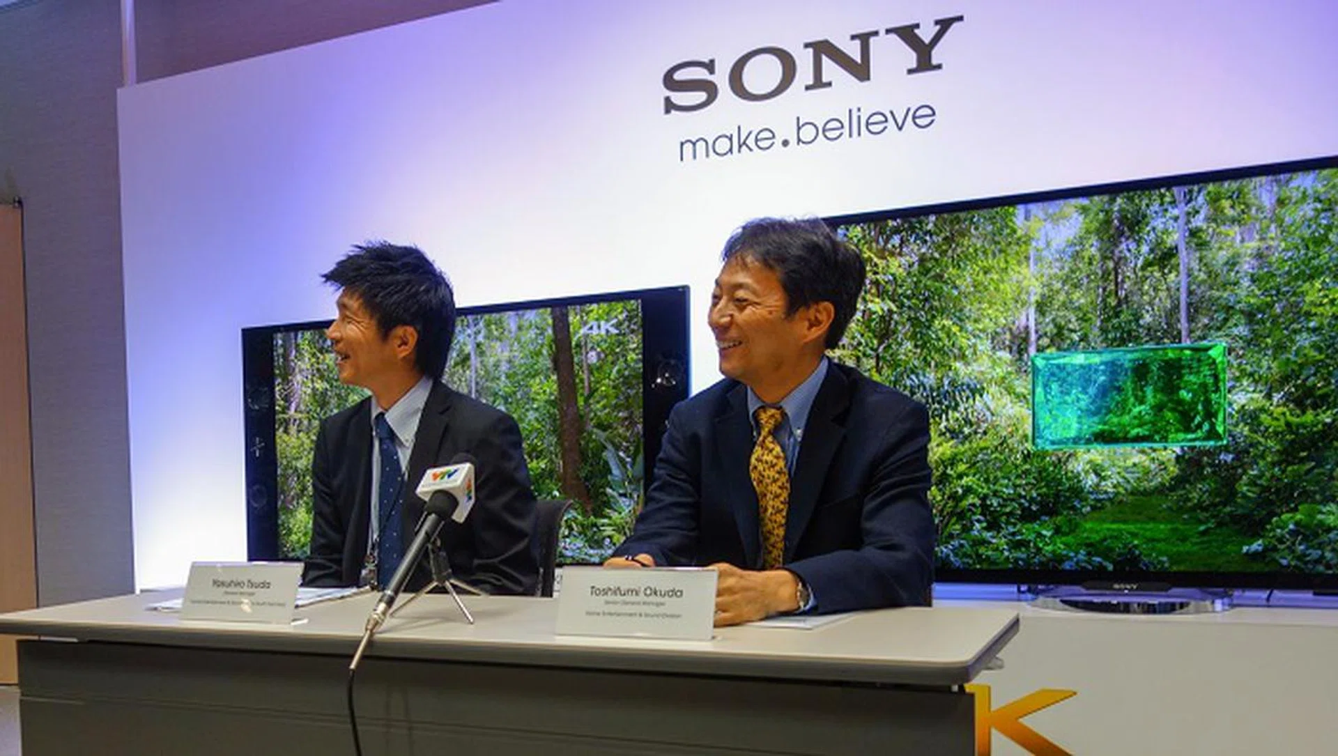 Right: Toshifumi Okuda, Senior General Manager, Home Entertainment and Sound Division, Sony; <br>Left: Yasuhiro Tsuda, Head, Home Entertainment and Sound Marketing Division, Sony South East Asia