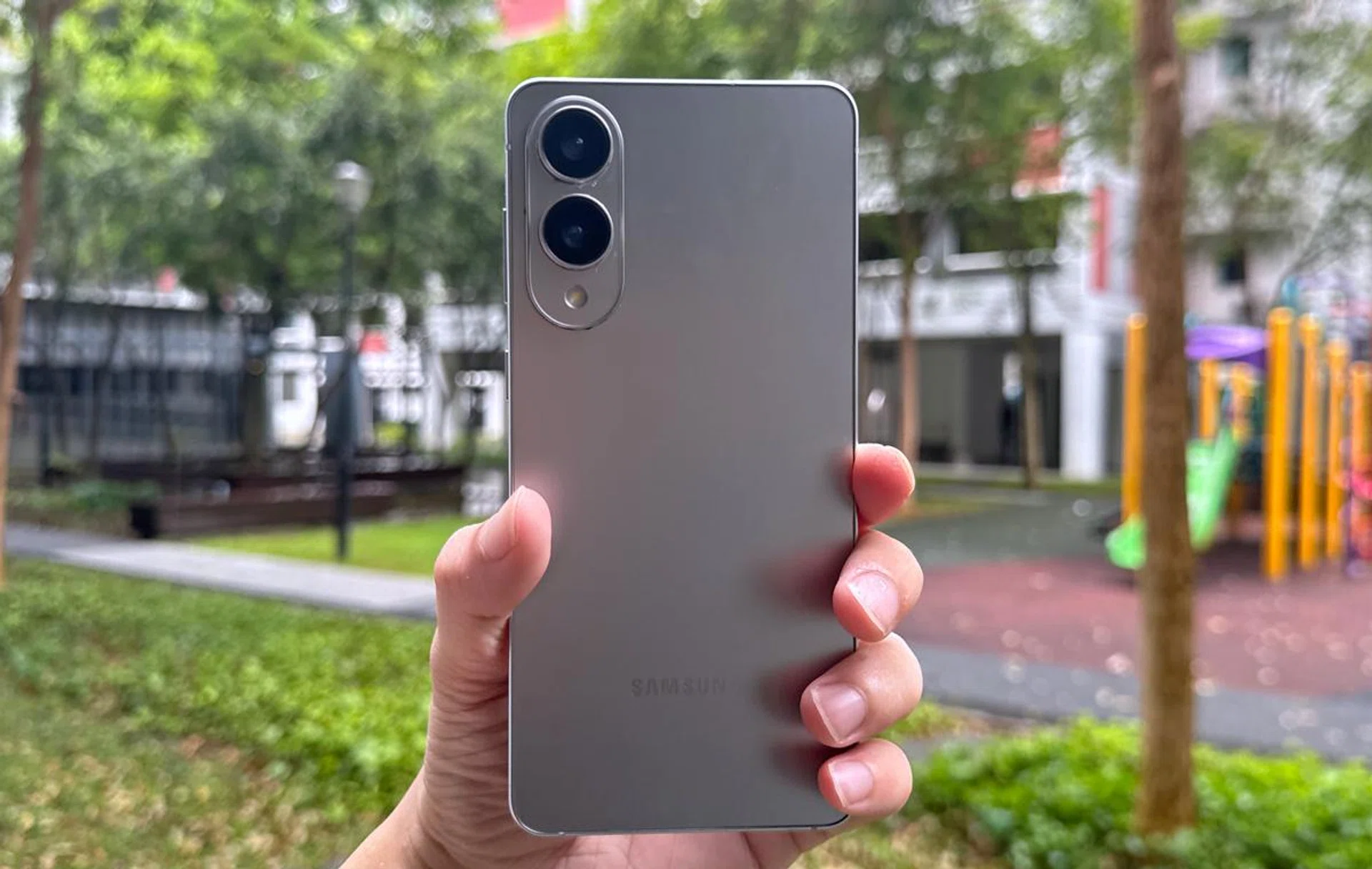 Samsung Galaxy S25 Edge. Photo: HWZ.