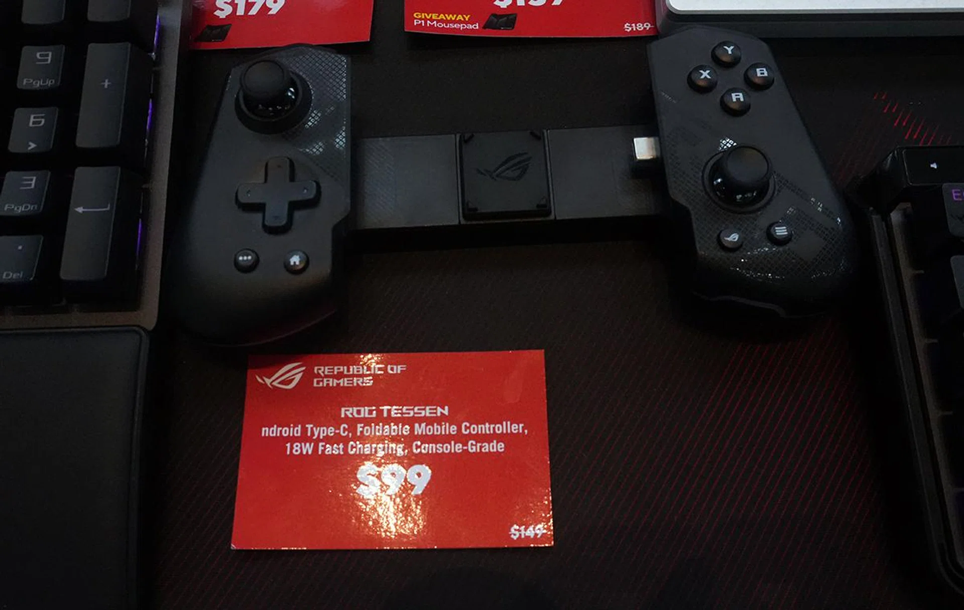 The controller can be folded for portability. Photo: HWZ
