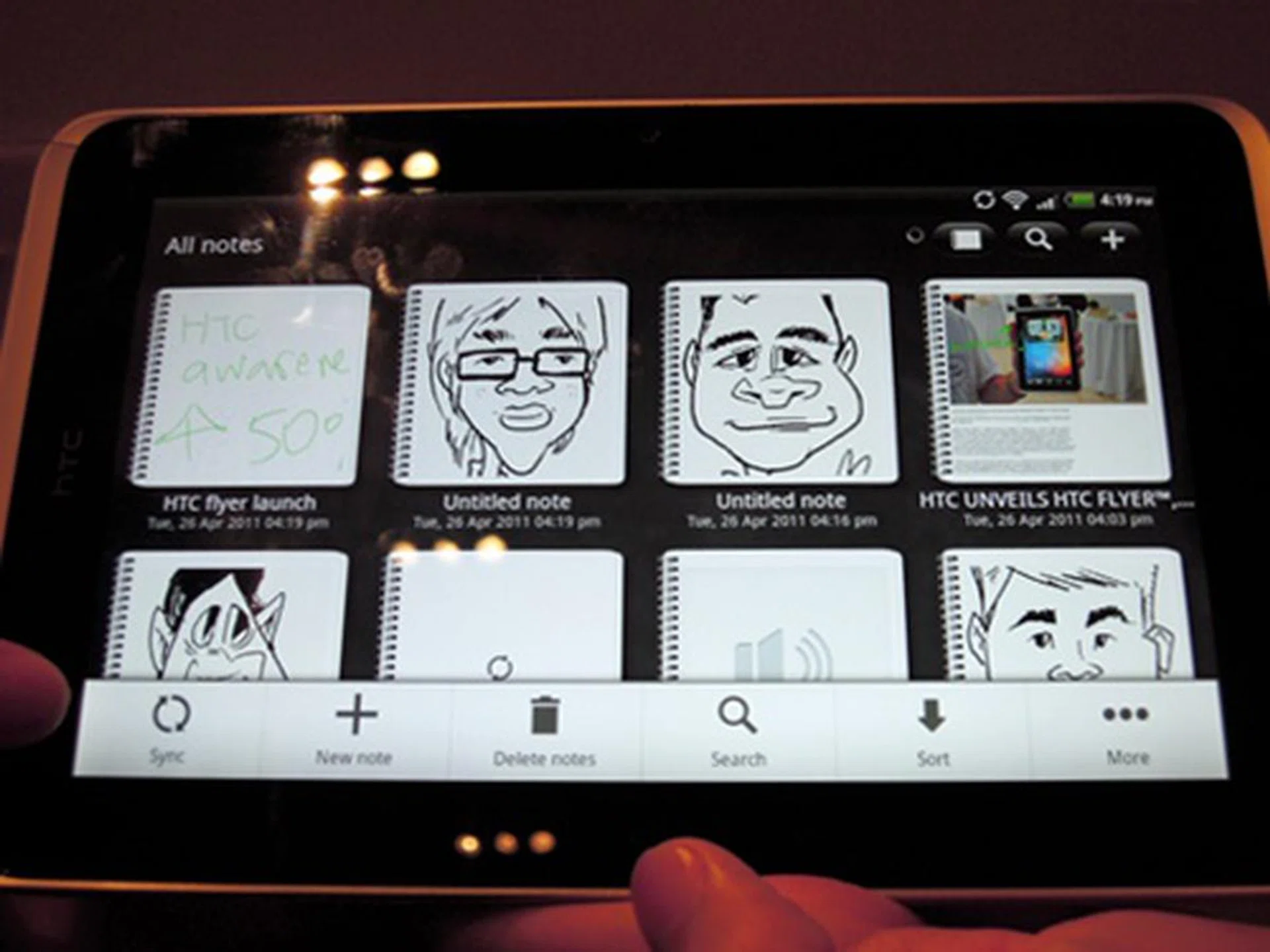 The HTC Flyer tablet also features built-in synchronization with Evernote, in which notes can be synced with your Evernote account after saving them on your tablet. While there are no plans to sync it with other third party note-taking apps of your choice, we aren't complaining as Evernote itself is comprehensive enough.