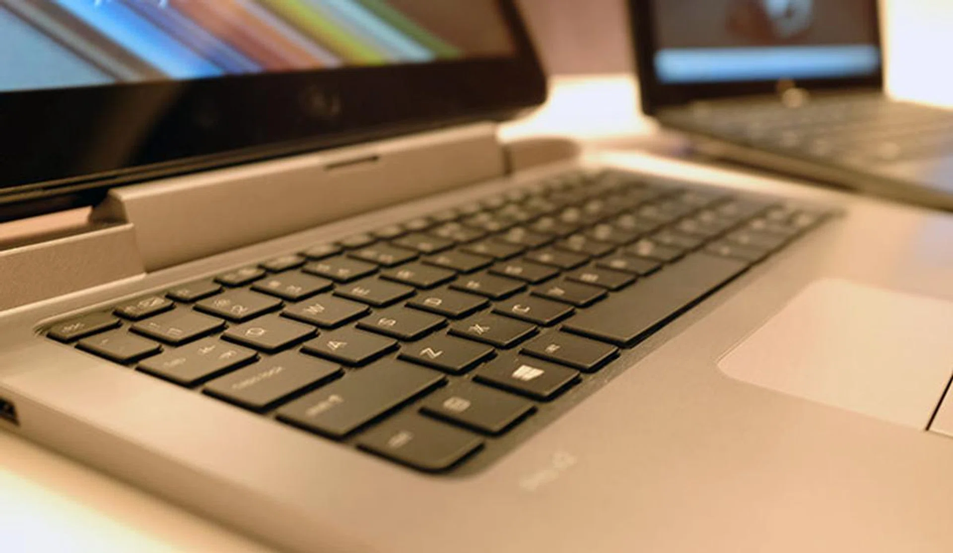 The Power Keyboard delivers a full notebook experience, with firm keys with lots of travel.