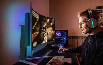 Philips Evnia 49M2C8900, a flagship-tier curved gaming monitor.