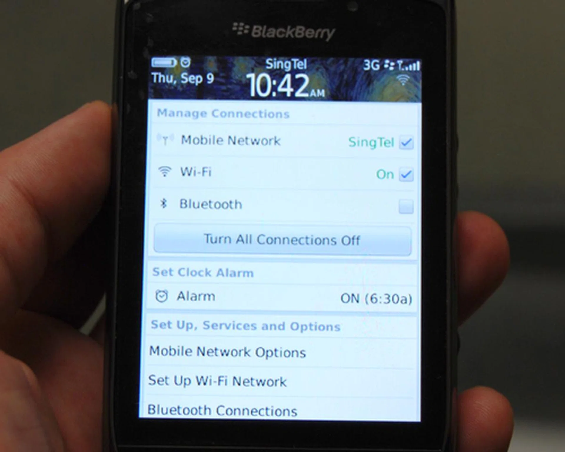 Swiping the screen downwards from the top reveals the network settings.
