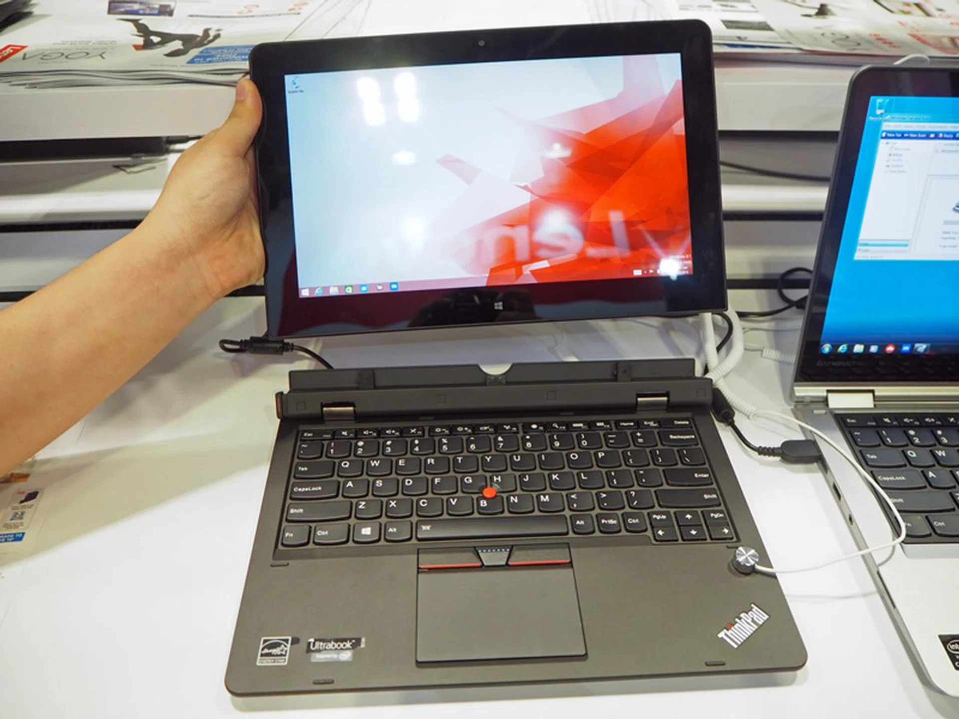As a 2-in-1 Ultrabook, the Lenovo ThinkPad Helix 2 has an 11.6-inch Full HD display that can be detached for touchscreen-only use with its digitizer pen. While the ThinkPad Helix 2 is going at its full price of S$2,399, buying it at COMEX 2015 will net you a series of freebies worth S$495, including a carrying case, USB 3.0 Ethernet Adapter, Micro-HDMI to VGA cable, a Thinkpad Helix Ultra Pro Dock, and its warranty will be extended to three years.