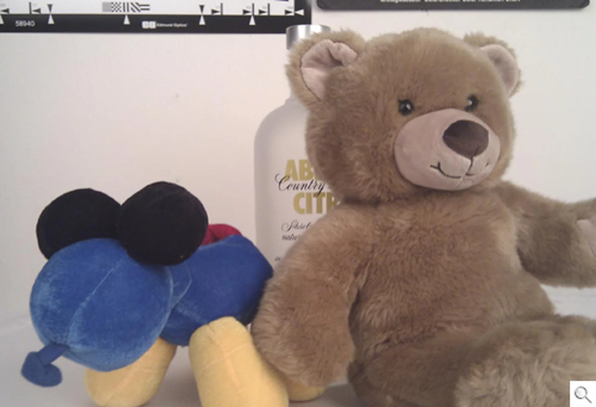 There's still room for improvement with the image sharpness, especially so with the finer detail levels.