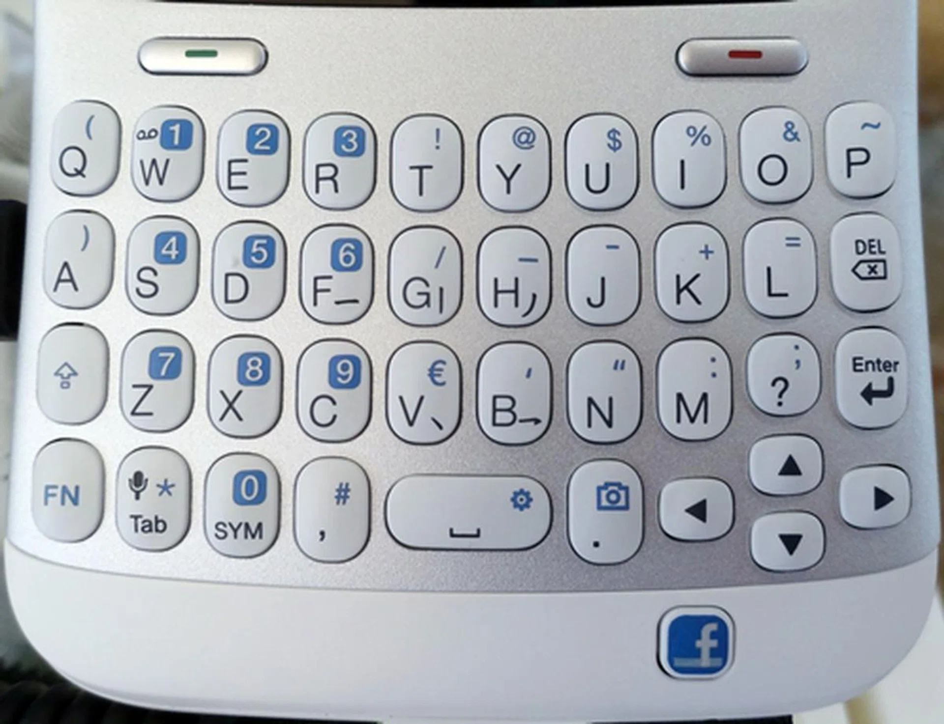 During our hands-on with the HTC ChaCha, the keyboard really impressed us. Buttons are raised and big enough for a smooth typing experience.