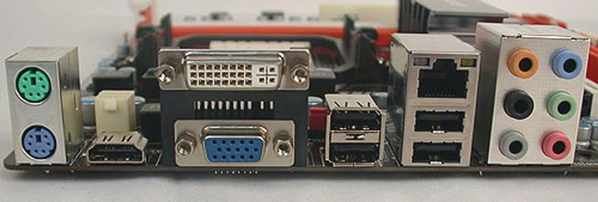 The standard trio of display outputs on a 880G board is accompanied by four USB 2.0 ports and Gigabit Ethernet. Unfortunately, digital audio outputs like S/PDIF are not provided. 