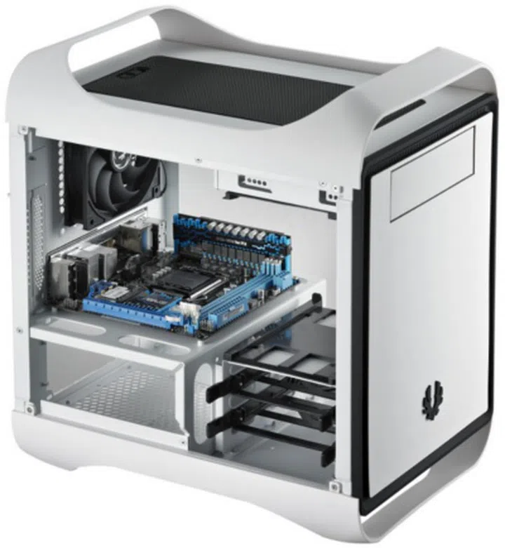 Prodigy in Arctic White (Image source: BitFenix)