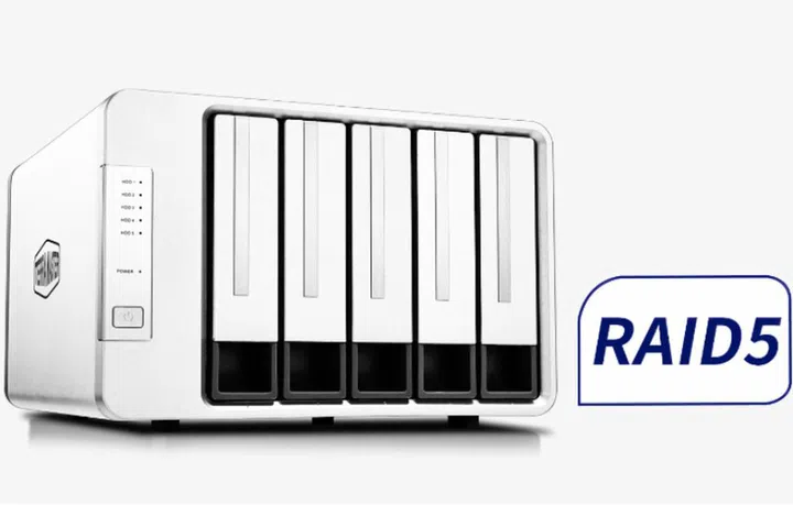Unlike the TerraMaster D5-300C, the D5-300 does RAID 5. Image courtesy of TerraMaster. 