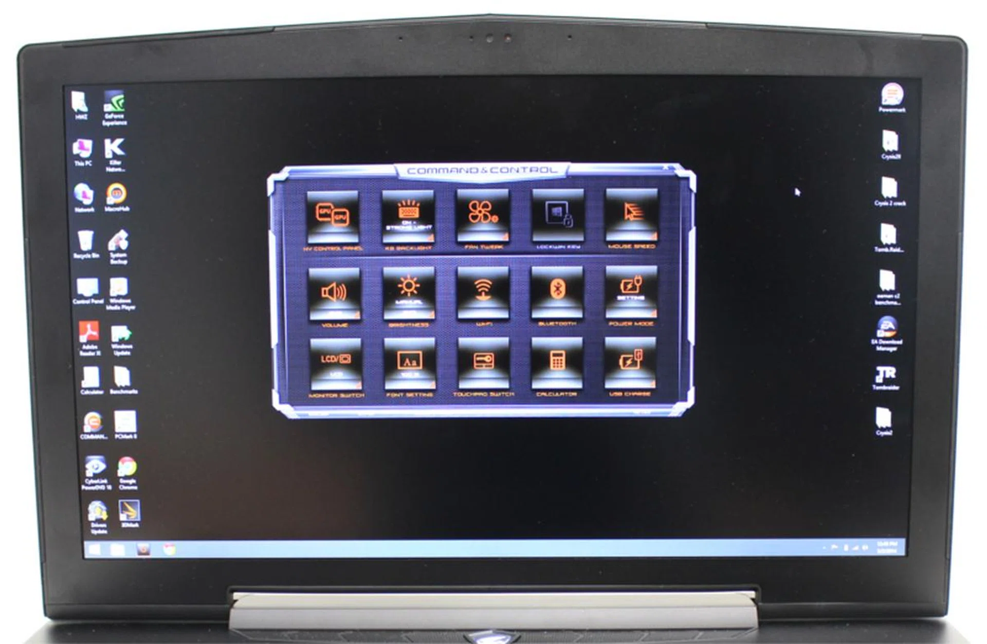 There are many programmable functions on the Command & Control UI - one of them allows you to choose your desired fan mode according to the applications you're using. 