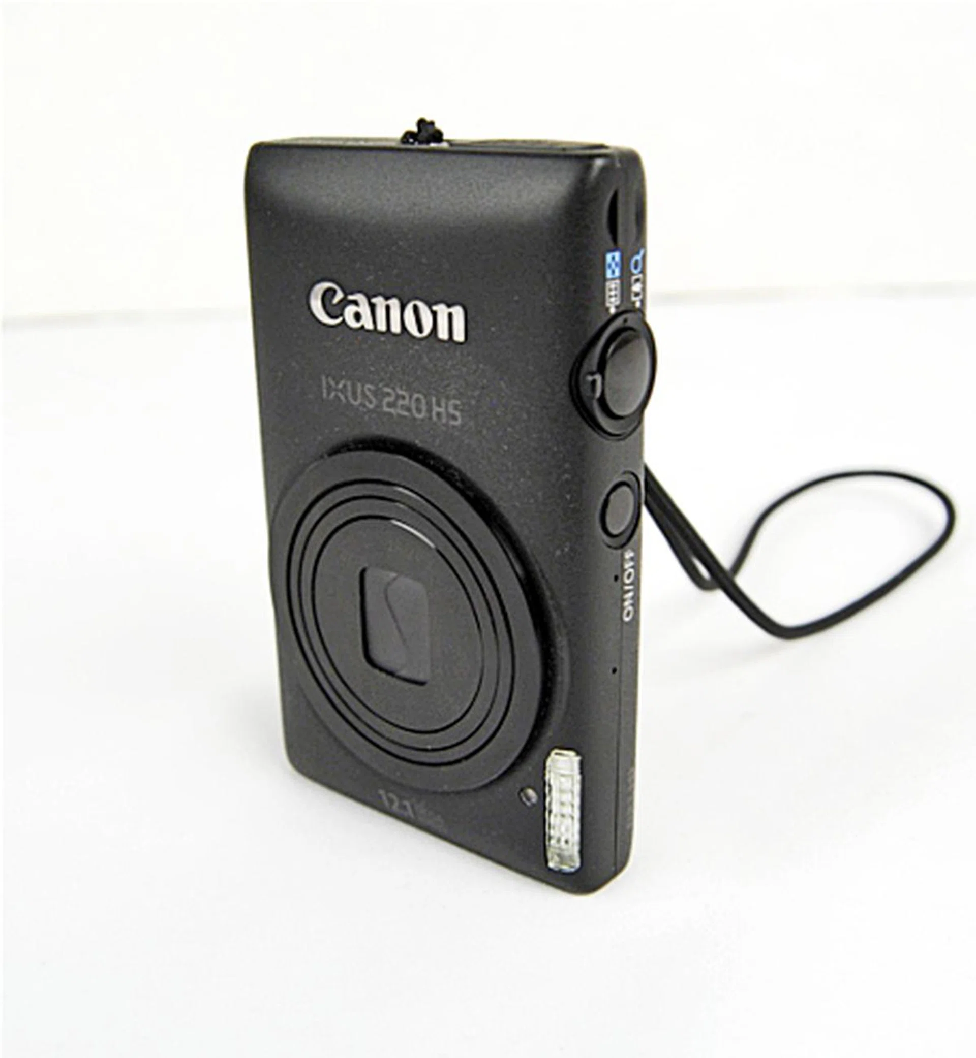 For a compact that's light and affordable without sacrificing performance, the Canon IXUS 220 HS fits the bill.