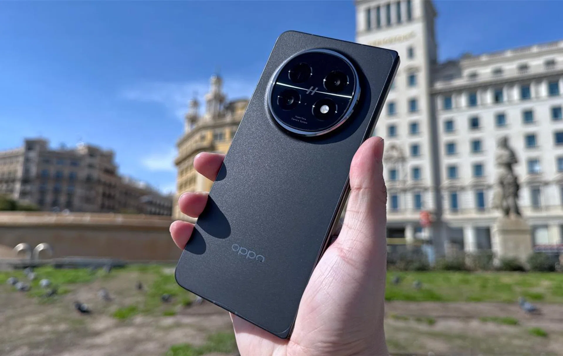 OPPO Find N5. Photo: HWZ.