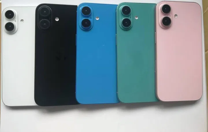The Apple iPhone 16 dummy units come in white, black, blue, green and pink. (Photo: @SonnyDickson)