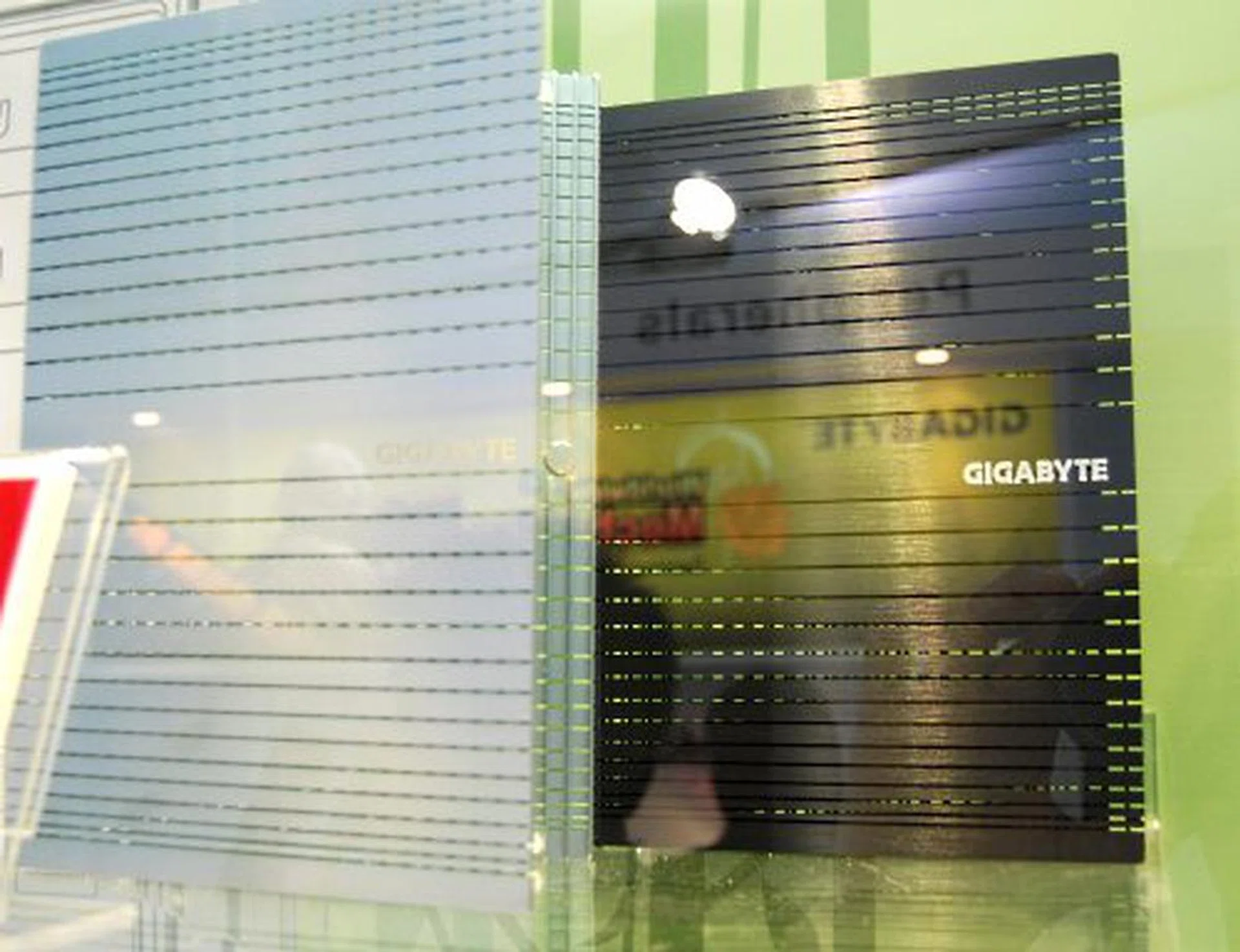  Another similar product is the G-Pad, which is foldable instead of being rolled up.  