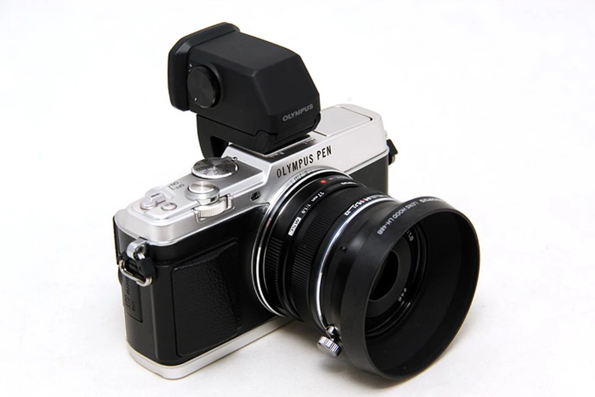 The VF4 EVF attachment adds substantial size to the camera, but it's the most luxurious electronic viewfinder we've used.