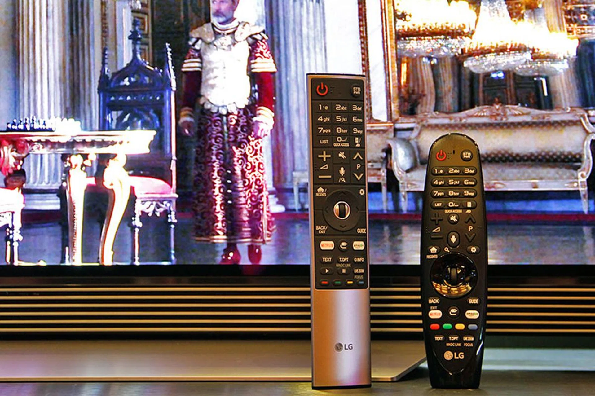Magic Remote for the E7T on the left and Magic Remote for the C7T on the right.