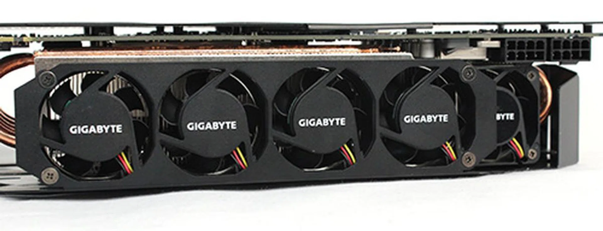 The Windforce 5X cooling system uses a unique design consisting of five 40mm fans mounted perpendicular to the heatsink.