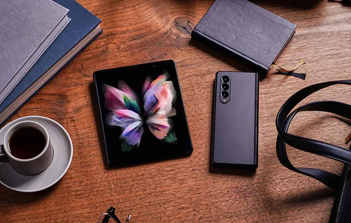 Samsung Galaxy Z Fold3.