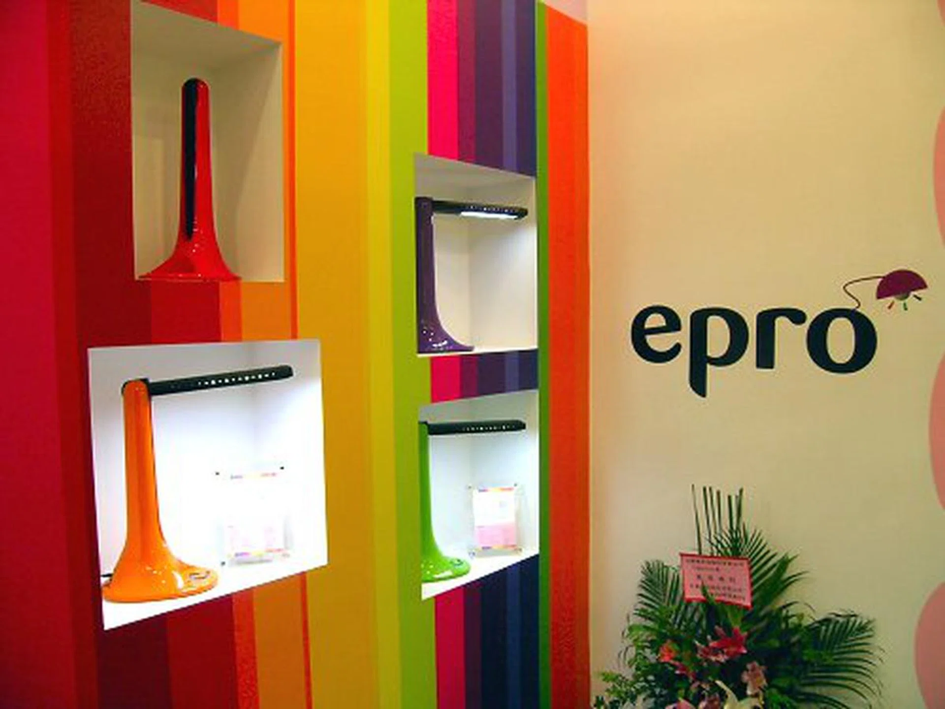  ePro is a sort of subsidiary of Prodisc researching other avenues of technology and products. The first thing on display is a funky looking intelligent LED lamp with touch controlled light intensity and automatic memory recall.  