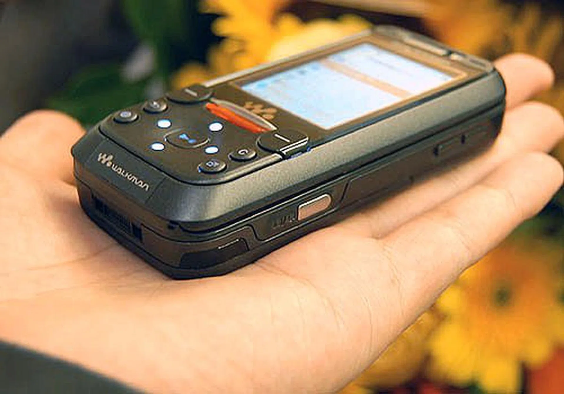 Sony Ericsson K750i'nin Günümüzde Kulaklara Şaka Gibi Gelen Özellikleri