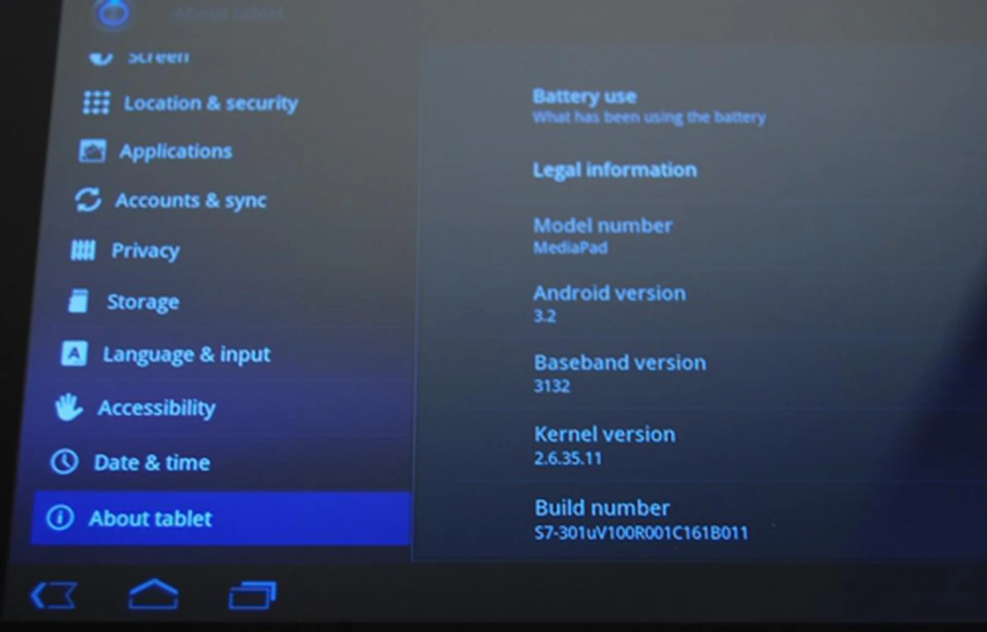 It is unfortunate that it took more than three months for the Huawei MediaPad to be available. As a result, it lost the advantage of being the first tablet to come with Android 3.2.
