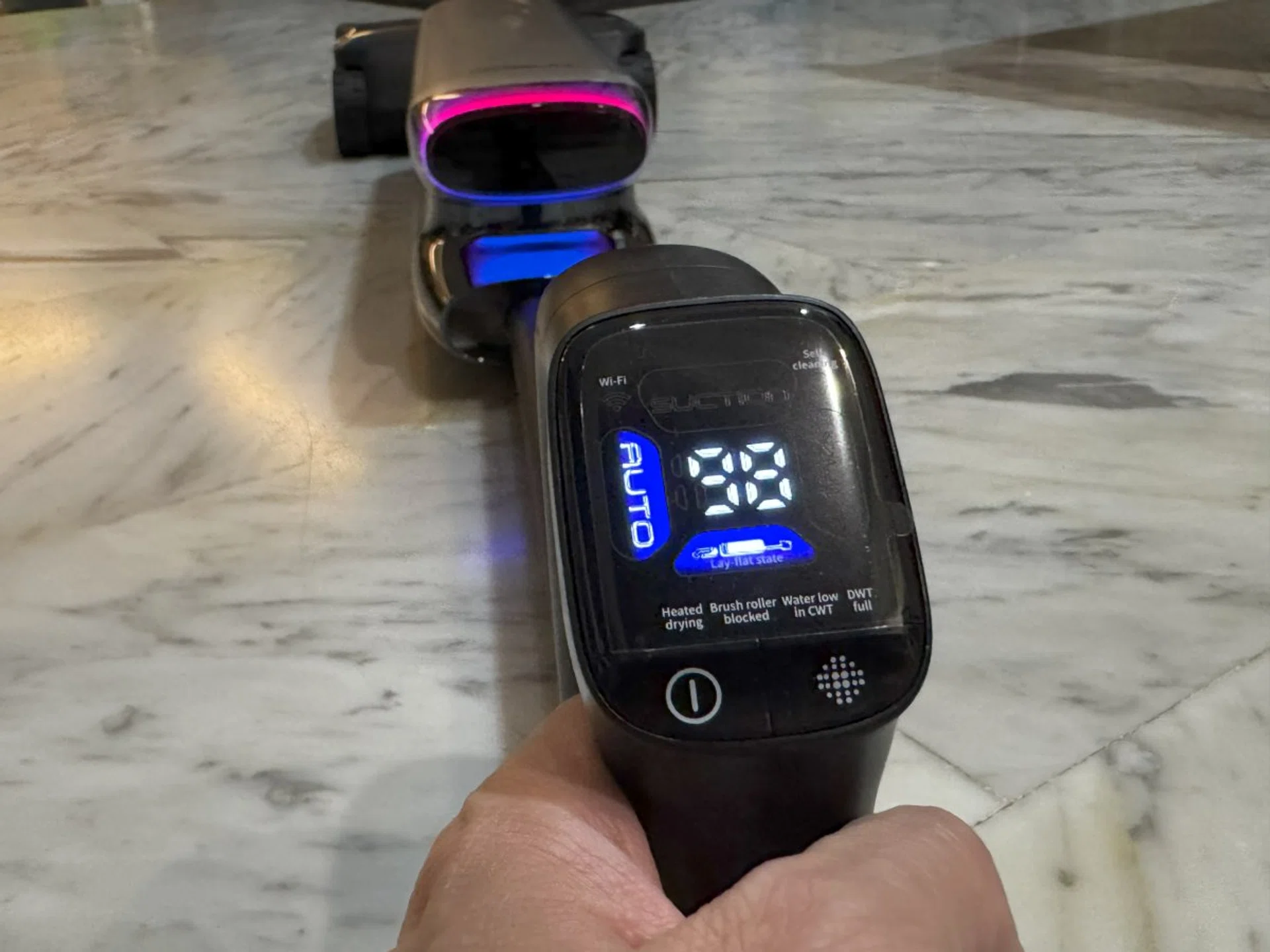 The S9 Artist can go completely flat and even has a mode that detects when it does to optimise suction and cleaning. Photo: HWZ