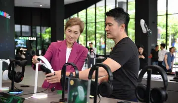 Minister Josephine Teo and Razer chief executive Tan Min-Liang at the opening of Razer’s AI Centre of Excellence.