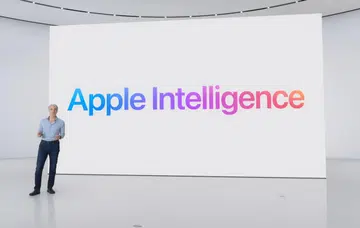 Two analysts estimate that Apple may charge up to $20 for users to access some Apple Intelligence features. (Photo: HWZ)