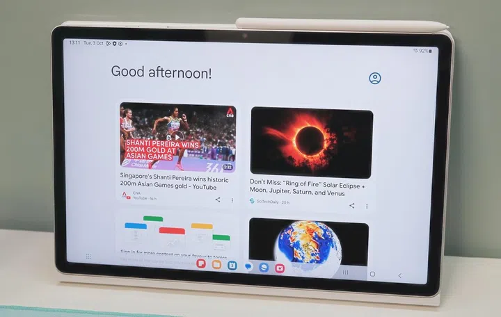 The Samsung Galaxy S9 Tab FE+ differs by having a larger display and battery. 