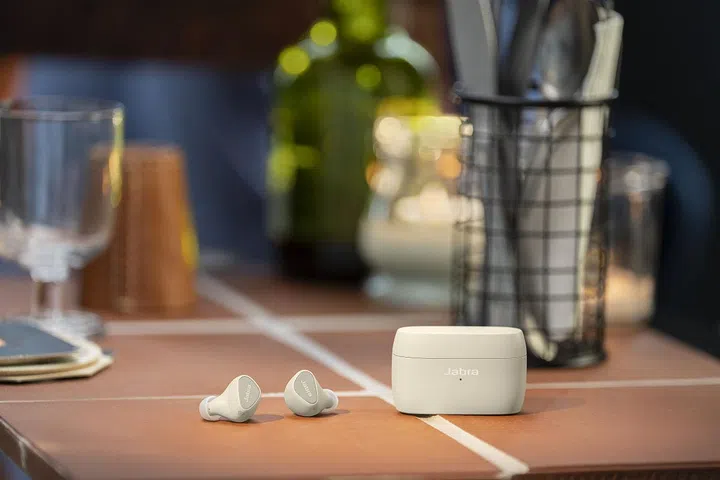 Jabra Elite 5. Image Source: Jabra