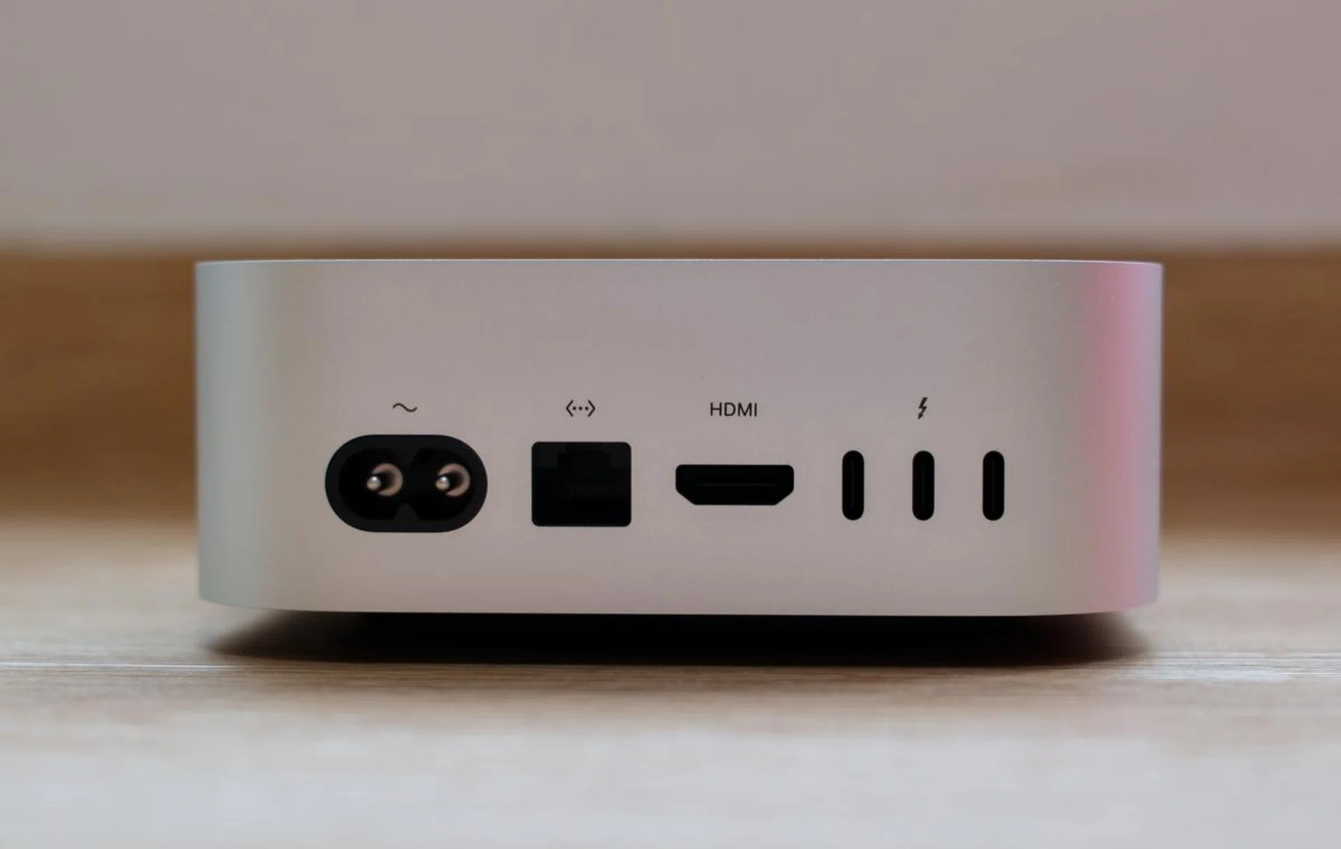 No USB-A ports on this device. Photo: HWZ