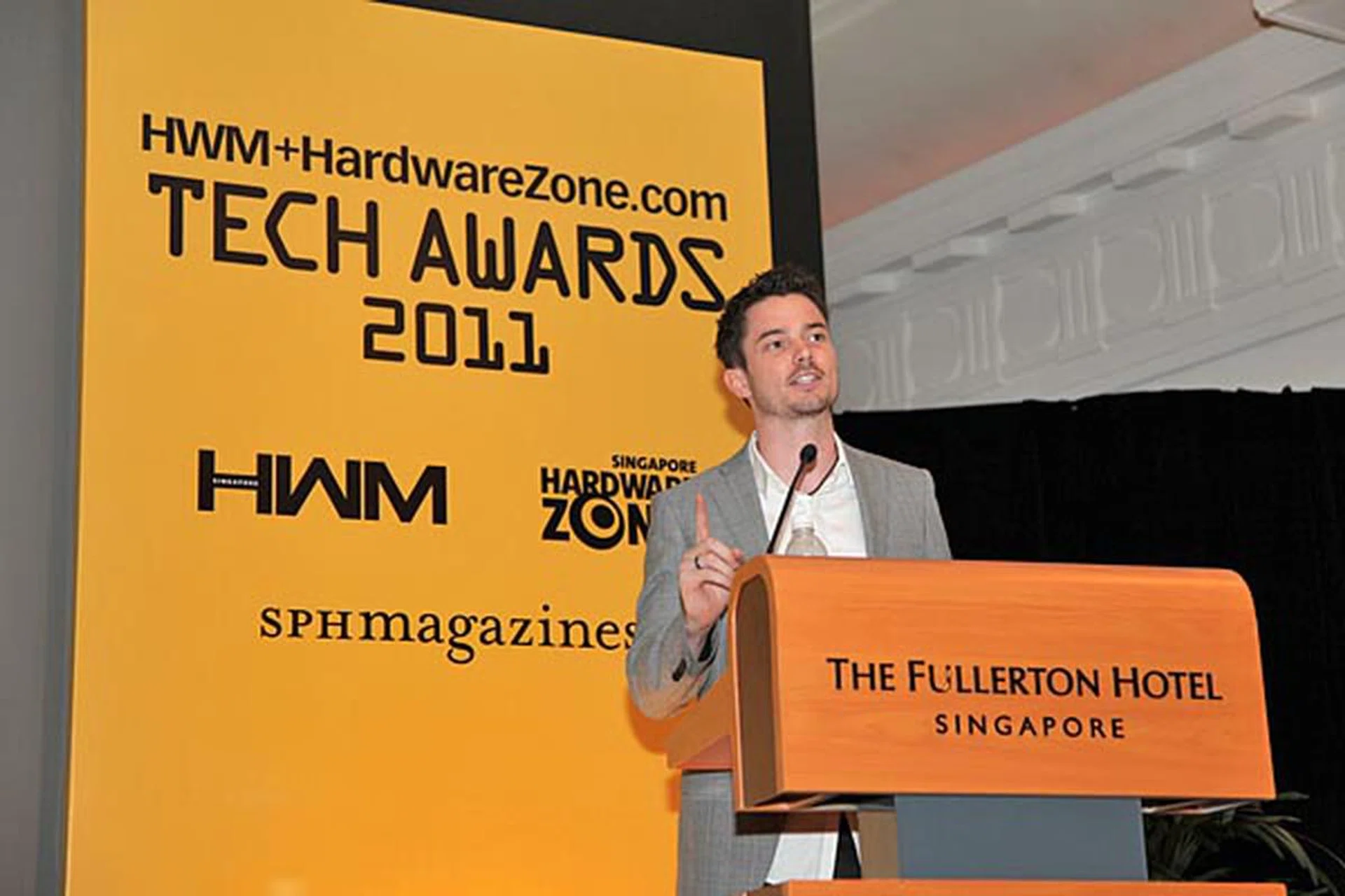 The ceremony was hosted by Mr. Oliver Pettigrew, who's known for hosting Cybermax and Technomax on the Animax channel and Sony Style on the AXN channel.