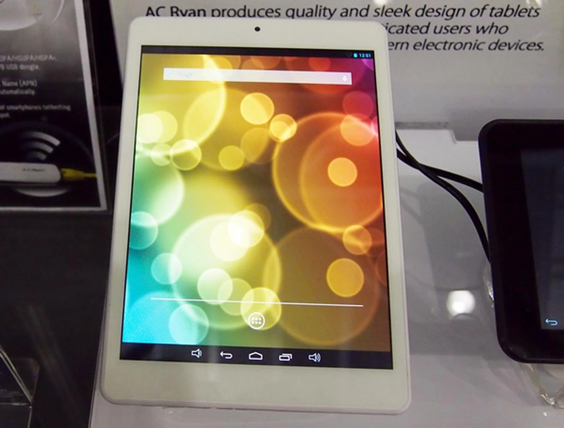 This AC Ryan Tab 7.9 is powered by a quad-core 1.6GHz processor, 1GB RAM, and Android 4.2.2 Jelly Bean. It has a 7.9-inch IPS display with a resolution of 1,024 x 768 pixels. Get yours today for $199 (U.P $249) and receive a free casing worth $49. Citibank card members also have a double-chance lucky dip.