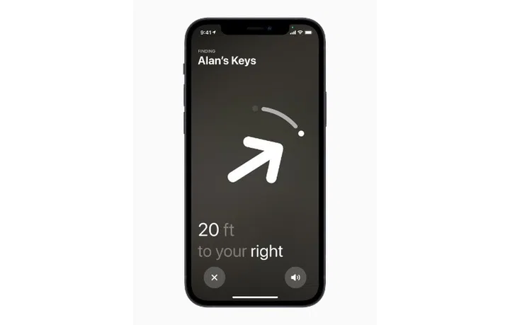 AirTag instructions can also be verbal to help the vision-impaired. Image courtesy of Apple. 